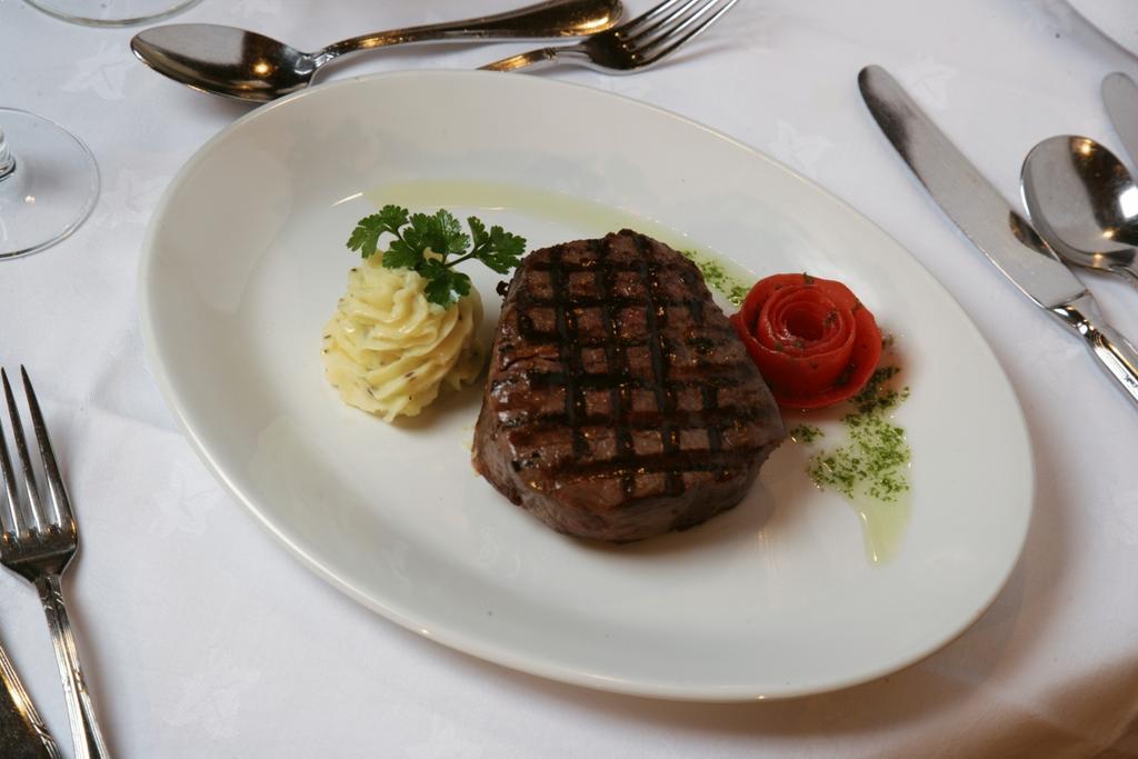 Shannon Oaks Hotel & Country Club Portumna Bagian luar foto