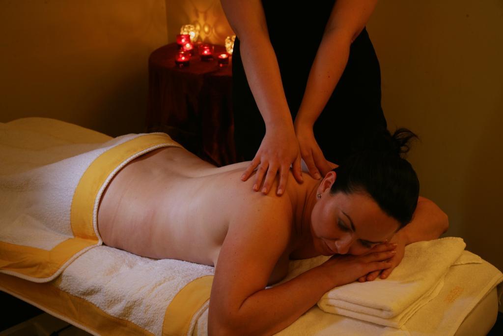 Shannon Oaks Hotel & Country Club Portumna Bagian luar foto